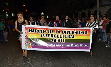 Comunidad GLBTI de Manabí realizó pregón por el Día del Orgullo Gay