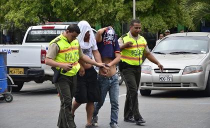 Cuatro Hombres Fueron Detenidos Por Presunto Robo En Manta El Diario