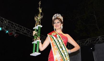 Brenda Mieles, del cantón Santa Ana, es la Reina de Manabí 2013