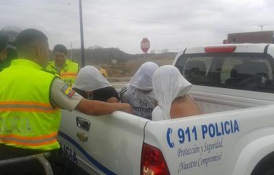 Tres Personas Son Detenidas Por Presunto Robo A Un Domicilio El