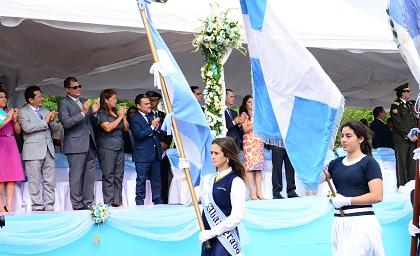 Manta celebró sus 93 años de Cantonización con un desfile cívico