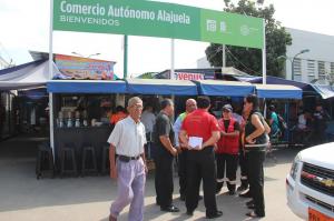 Bomberos realizan inspecciones en los puestos de la Alajuela - El Diario Ecuador