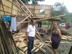 Una familia de Paján se quedó sin vivienda tras caer por la lluvia - El Diario Ecuador