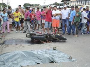 Motociclista muere en la vía a Santa Ana - El Diario Ecuador