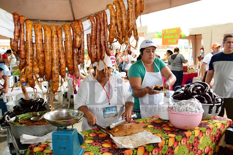 Festival De Las Tradiciones Y Costumbres Manabitas Se Desarrollo