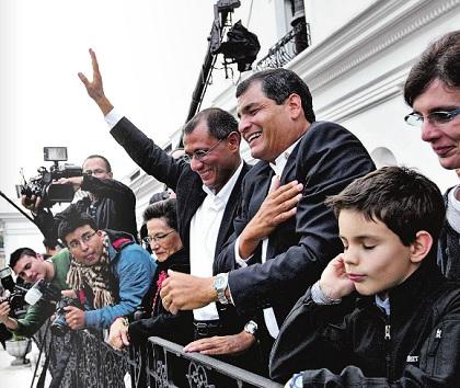 Rafael Correa asume mañana su tercer mandato presidencial
