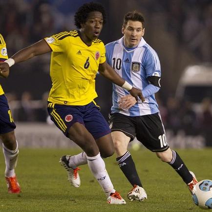Argentina no pudo ganarle a Colombia ni con el ingreso de Messi