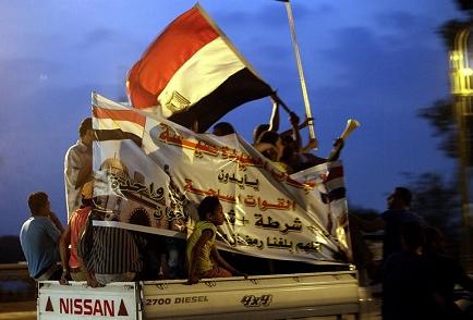 Las Fuerzas Armadas destituyen al presidente de Egipto