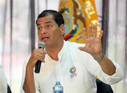 Correa tilda de 'muy grave' lo ocurrido con el presidente de Bolivia