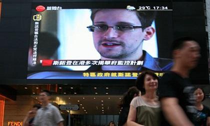 El padre de Snowden viajará a Moscú para reunirse con su hijo