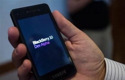 BlackBerry estudia alternativas y posible venta de la empresa