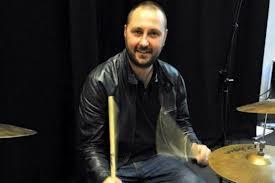Muere Jon Brookes, baterista de 'The Charlatans'