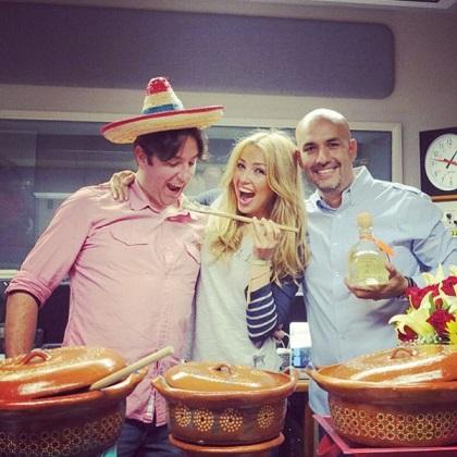 Thalía celebró su cumpleaños con comida mexicana