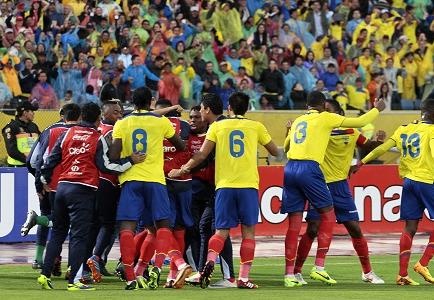 Ecuador vs Chile 2013: A un paso del Mundial de Brasil 2014