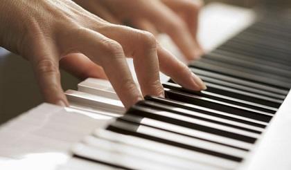 Mujer recibe siete años de cárcel por tocar el piano El Diario Ecuador
