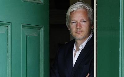 Patiño se muestra 'no muy optimista' ante el desenlace del caso Assange