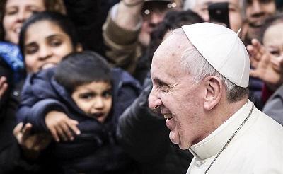 El papa insta a que no se anuncie el Evangelio 'a bastonazos inquisitorios'