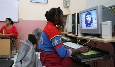 Cuba abre servicio para ver correo electrónico en móviles pero sin Internet