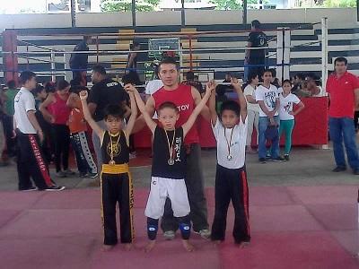 Santo Domingo consigue once medallas doradas en torneo de Kick Boxing