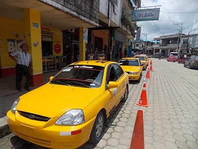 Los taxis aún no tienen instalados taxímetros
