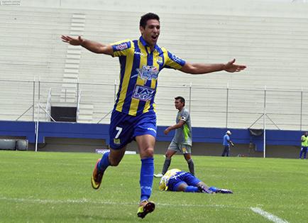 Delfín derrota 2-0 al Aucas con goles de José Valle y Francisco García