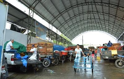 Comerciantes de pescado y mariscos piden un mercado propio | El Diario  Ecuador