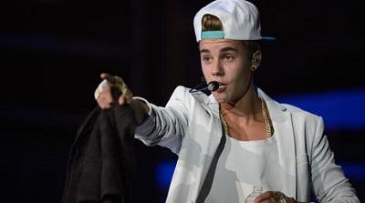 Visita de Justin Bieber a santuario japonés causa polémica