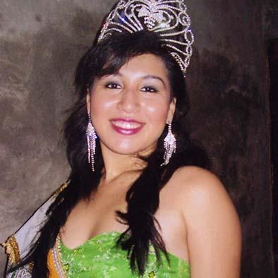 Karen Sornoza es la reina de alajuela