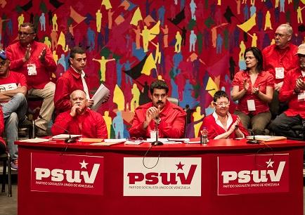 Maduro elegido presidente del PSUV en reemplazo de Chávez, el 'líder eterno'
