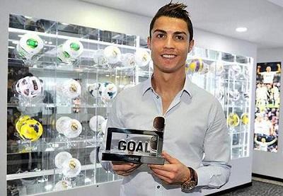 Cristiano Ronaldo iguala a Messi con tres Trofeos Goal 50