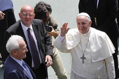 El papa pide perdón por las persecuciones de los católicos a los pentecostales