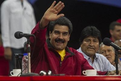 El 'pajarito' le dijo a Nicolás Maduro que 'Chávez está feliz'