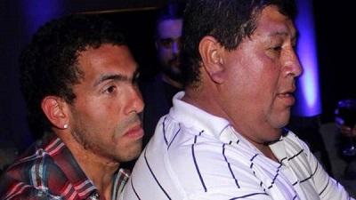 Secuestran al papá del futbolista Carlos Tévez y piden 'millonario rescate'
