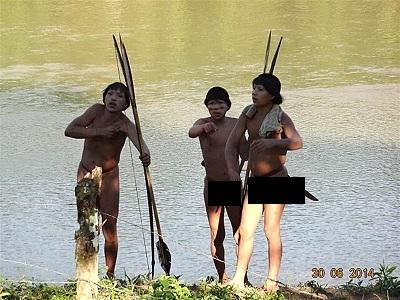 Un vídeo muestra el primer contacto con una tribu indígena en Brasil