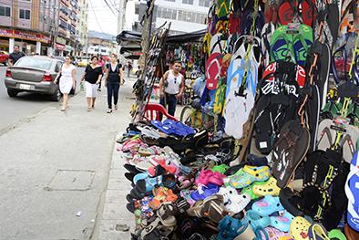 Comerciantes de cuatro calles deberán cambiar sus puestos a “La Chile”