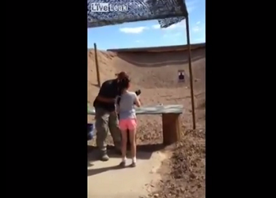 Niña de 9 años mata por accidente a su instructor de tiro (VIDEO)