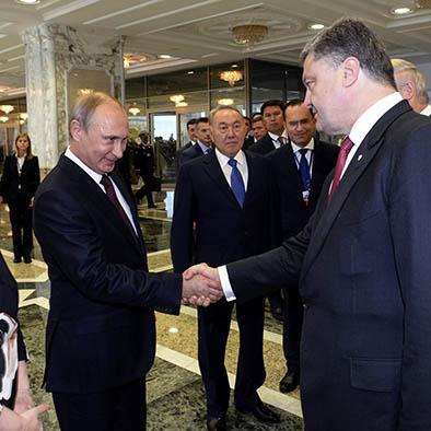 Putin y Poroshenko se reúnen por primera vez sin mediadores