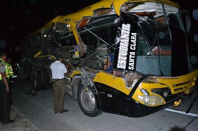 Una menor fallecida y 13 heridos deja un accidente en la vía a Quinindé