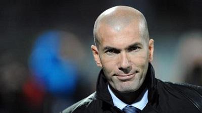 Zidane es denunciado por ejercer como técnico sin la titulación requerida