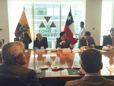 Chile manifiesta interés en el portafolio minero de Ecuador