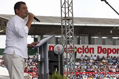Correa: “Alcaldes deben asumir competencias”