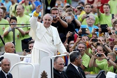 El fútbol dirá 'no' a la discriminación hoy en Roma, dice el Papa