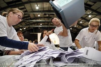 La participación en los dos primeros distritos escoceses supera el 84%
