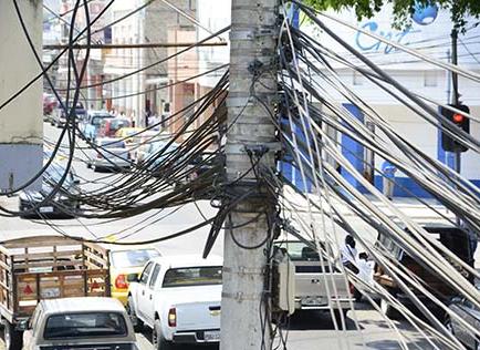 $34 mil de multa por no soterrar cables