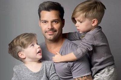 Ricky Martin habló con sus hijos sobre su madre biológica