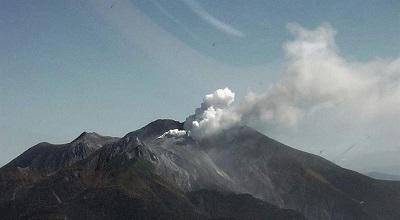 Ascienden a 36 los muertos por la erupción de volcán en Japón