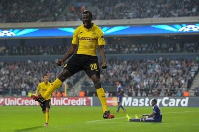 El Borussia Dortmund golea 3-0 con doblete de Adrián Ramos
