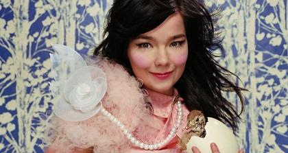 Björk prepara nuevo disco junto al productor de 'Yeezus' de Kanye West