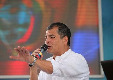 Correa critica nuevamente falta de señalización en carreteras
