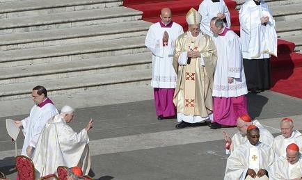 Francisco proclamó beato a Pablo VI, un papa 'con visión de futuro'
